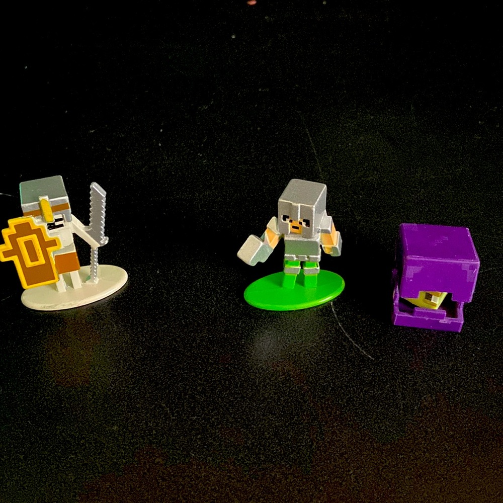 Minecraft collection or figures